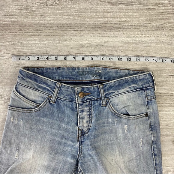 Express Light Wash Ripped Straight Leg Jeans - Picture 8 of 8